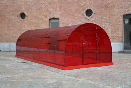 MB_Patrick_Hamilton_Invernadero_Rojo_1