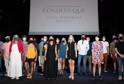 Foto de familia nueva temporada 2021-22 del Centro de Cultura Contemporánea Condeduque