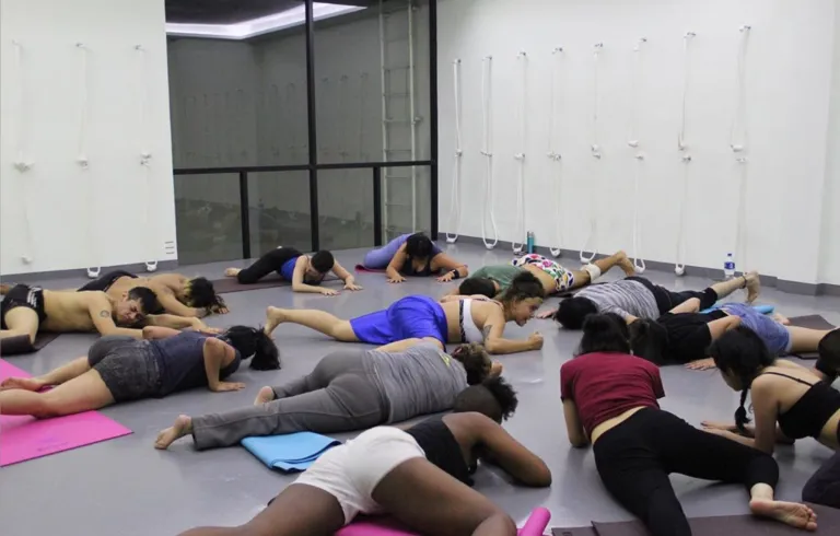 Laboratorio de Hackeo Vital a través del Baile Funk con @idkebra x @desculonizacion. Ciudad de México, 2019